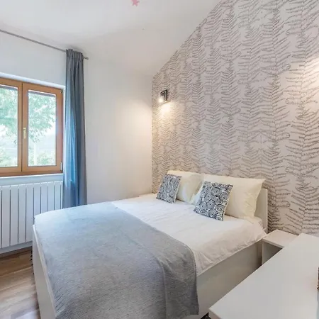 Spacious Holiday In With Private Pool * Susnjevica