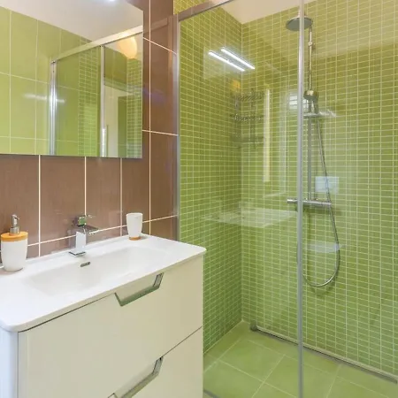 Spacious Holiday In With Private Pool Сasa de vacaciones Susnjevica