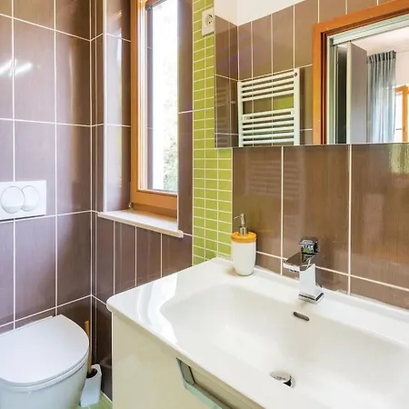 Сasa de vacaciones Spacious Holiday In With Private Pool